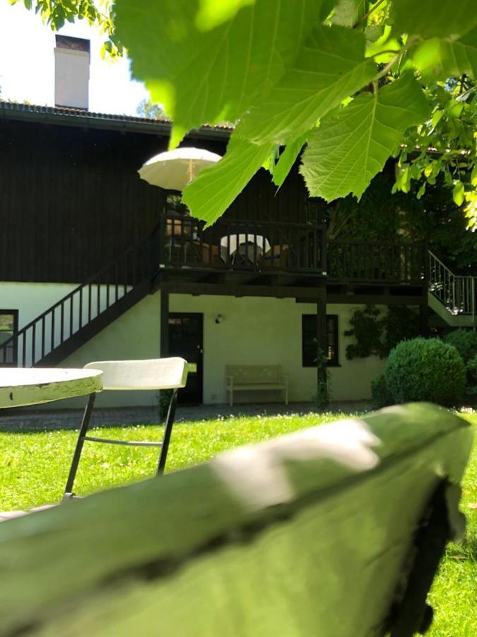 Ferienstudio-Apartment Tausendfreund "Adults Only" Am Chiemsee Брайтбрунн-ам-Кимзе Экстерьер фото